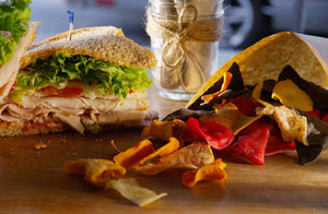 Turkey Berry Sandwich with chips